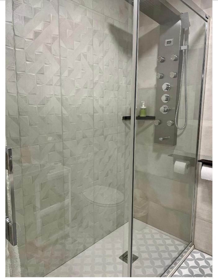 Madrid Villa Suites Bianco 外观 照片